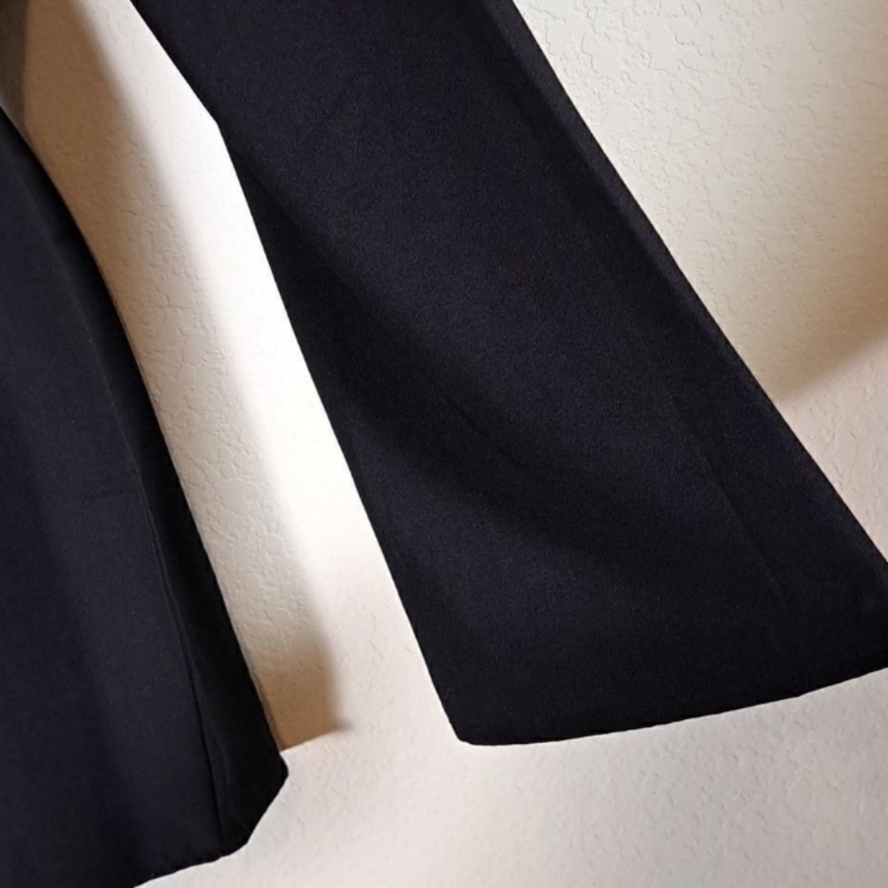 Altar'd State Chocker Black Long Sleeve Romper Shorts Jumpsuit - Picture 5 of 8